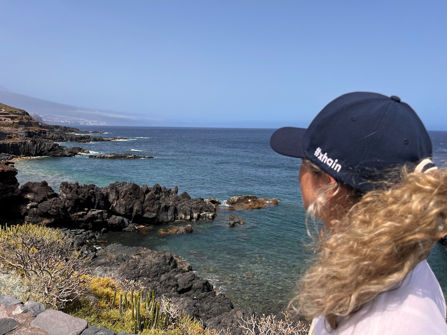 cap am meer mit küstenpanorama