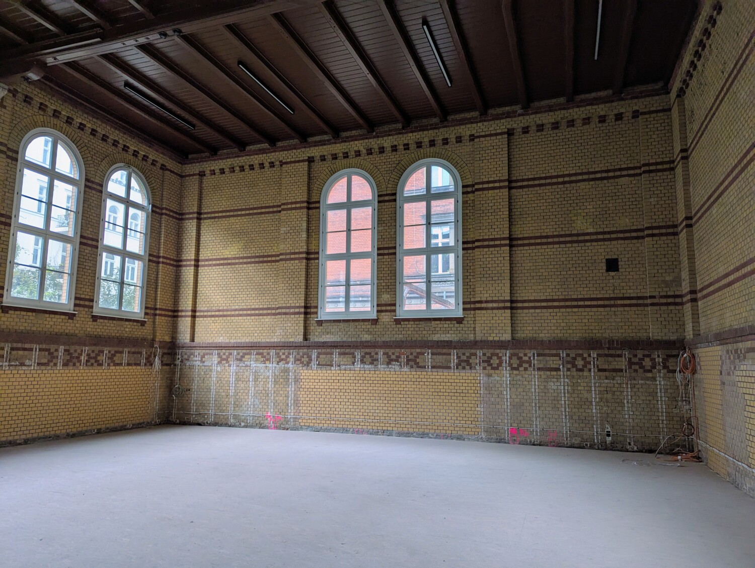 Graefe-Sporthalle, vor einem weiteren Ausbau innen, 30.10.2025