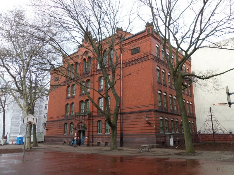 Lemgo-Hofgebäude mit Baustelle Böckhstr. 10 im Hintergrund, 27.03.2015
