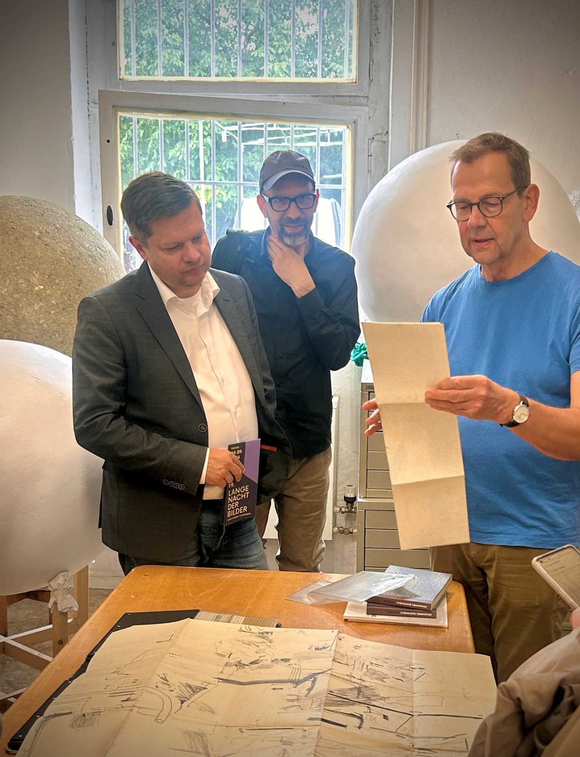 2026-08-19-pressepreview-lange-nacht-der-blider-blo-ateliers-_-ba-lichtenberg-13_klein.jpg