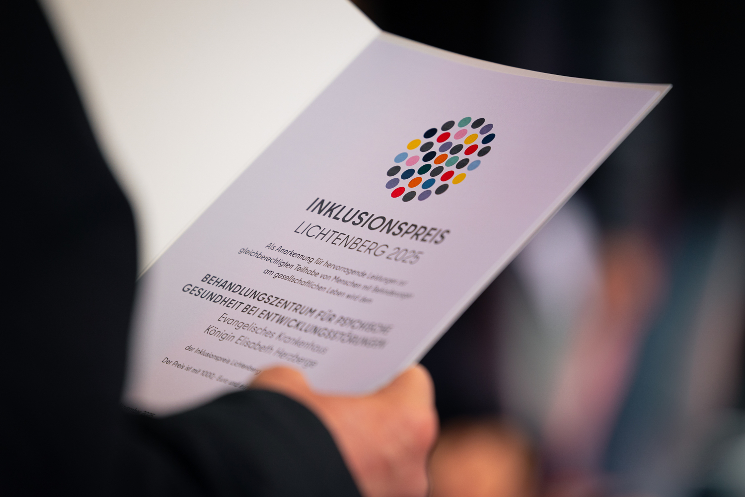 30. Lichtenberger Lichtermarkt, 30. November 2025: Urkunde Inklusionspreis