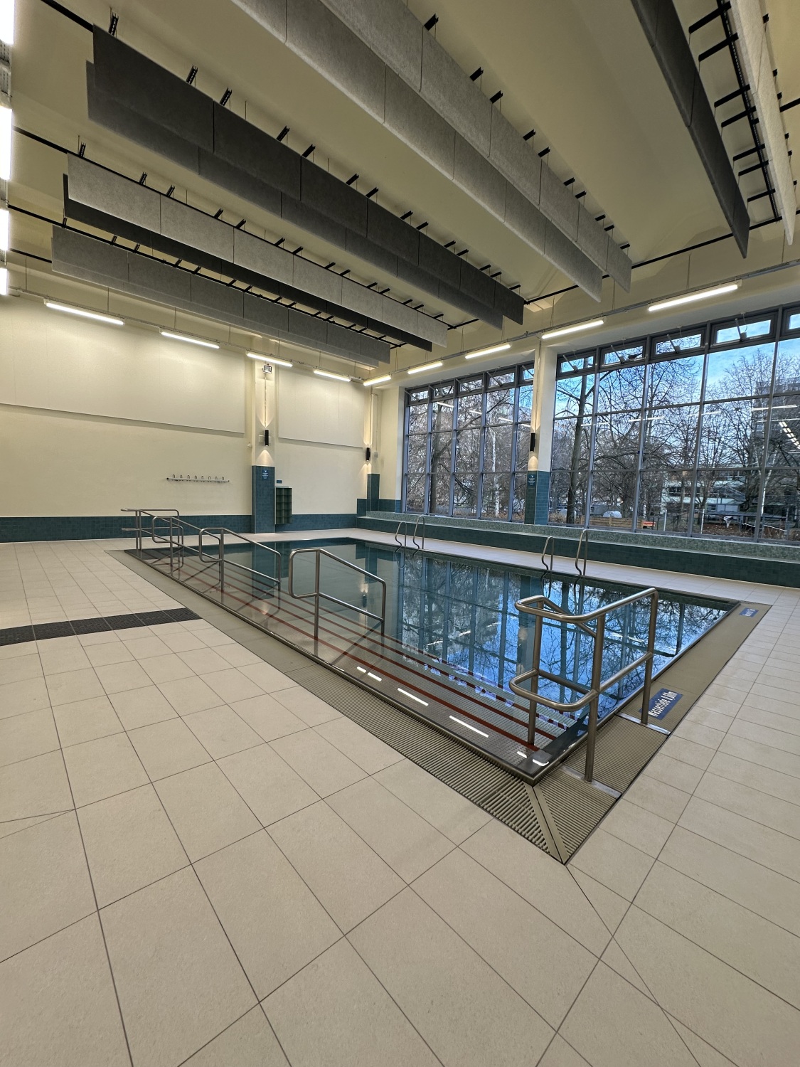 Frisch Saniertes Kinderbecken