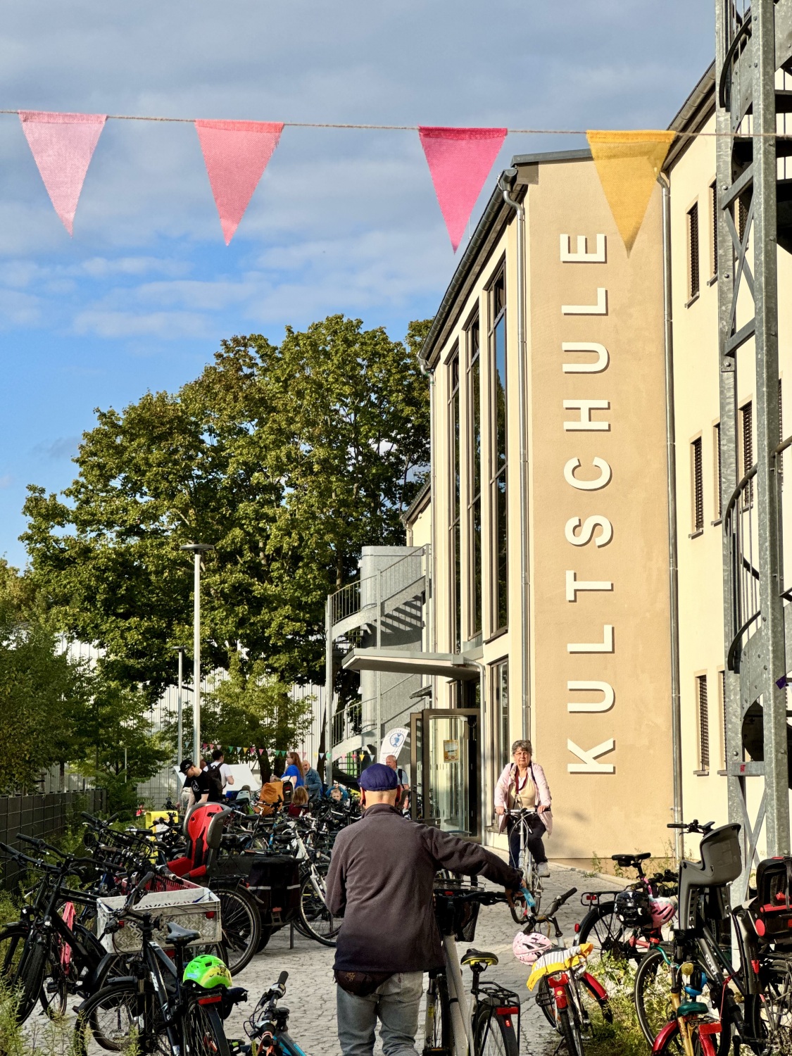 Wiedereröffnung der KULT-Schule am 15. September 2026