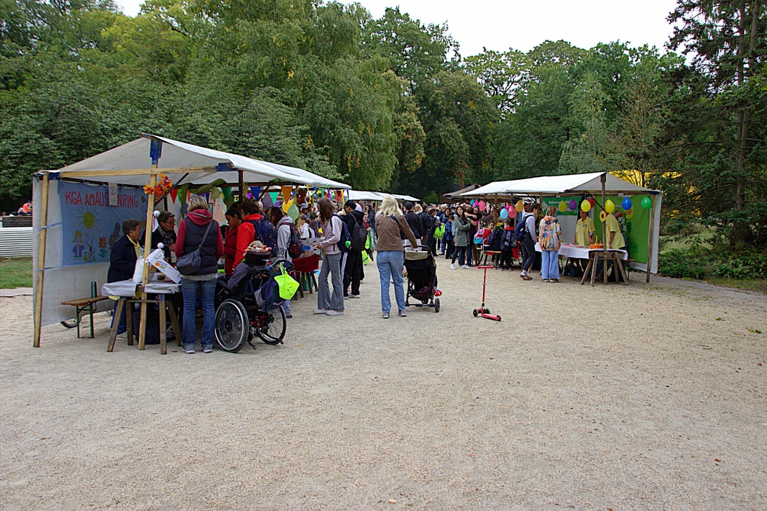 Marktstände und Mitmachaktionen beim 14. Apfelfest