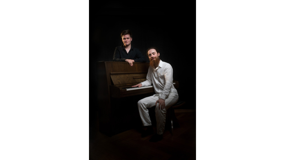 2026-03-31-pm-kulturhaus-karlshorst-programm-im-april_duo-schulte-popov-_-leonardo-pleissner.jpg
