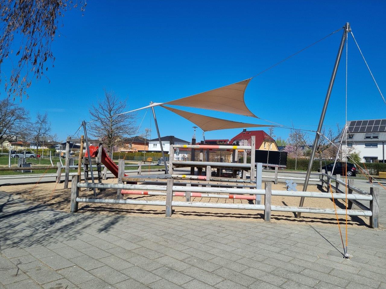 Sonnensegel Spielplatz Waldowallee