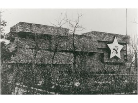 Revolutionsdenkmal Mies van der Rohe
