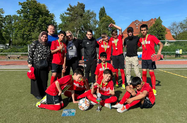 Sportausrüstung für die Fußballgruppe GU Wartenberger Sraße FEIN 2024