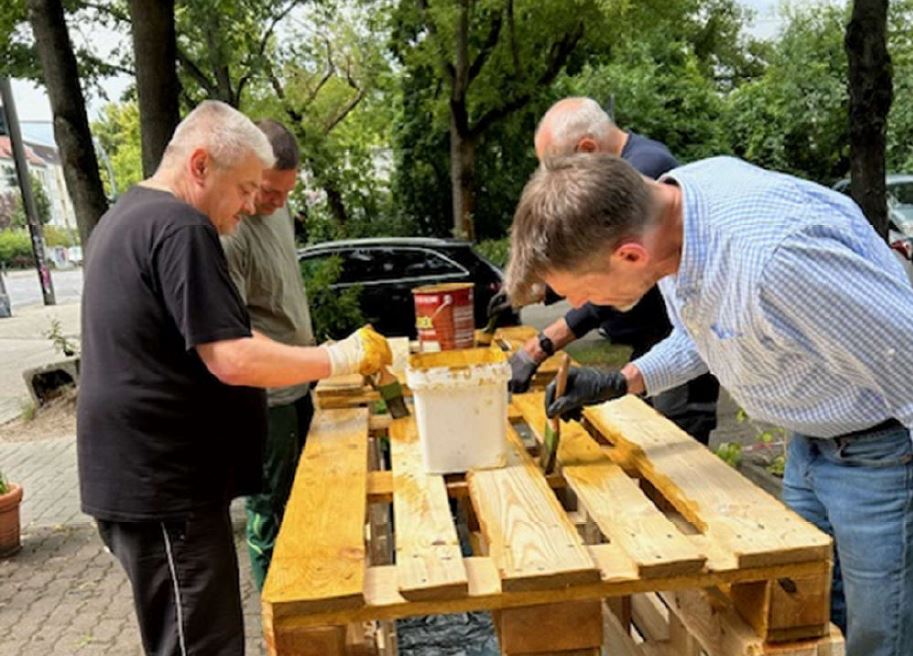 Gestaltung Außengelände Café Zwerg FEIN 2024