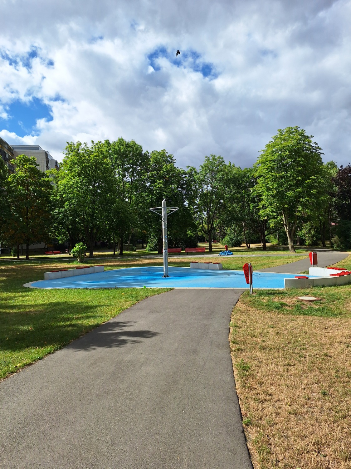 Foto vom Wasserpilz im Rudolf-Seiffert-Park in Lichtenberg