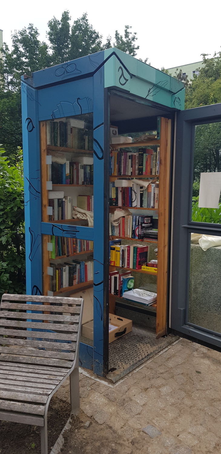 Bücherbox KiezForum Mellenseestr.