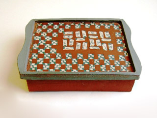 Arbeit mit farbigem Ton