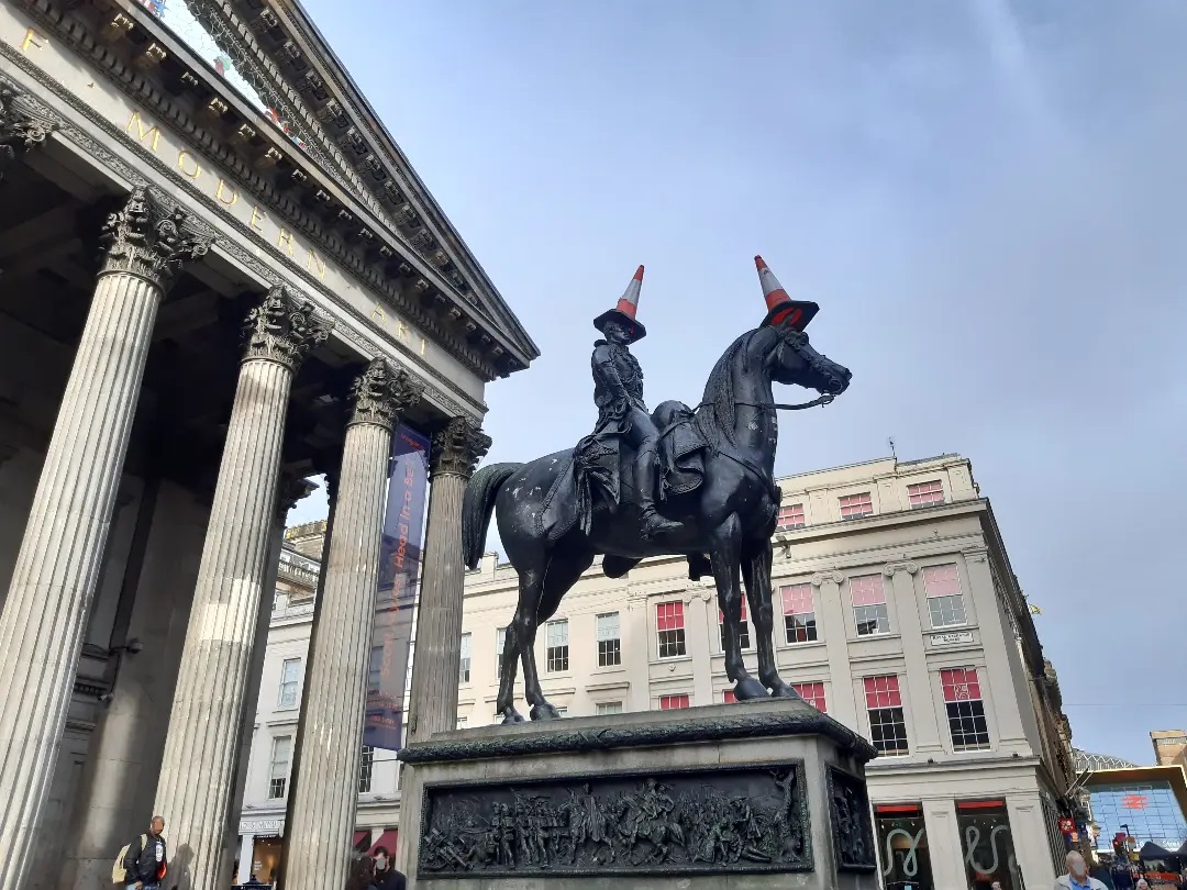 Duke of Wellington mit Verkehrshütchen