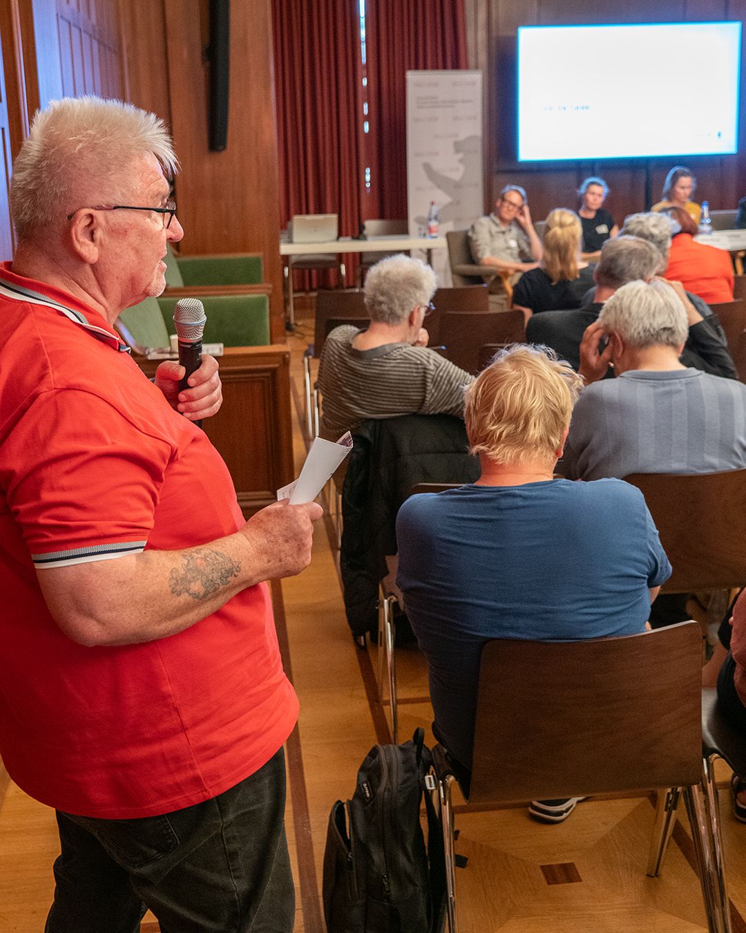 Fragestellung an die Experten/Expertinnen