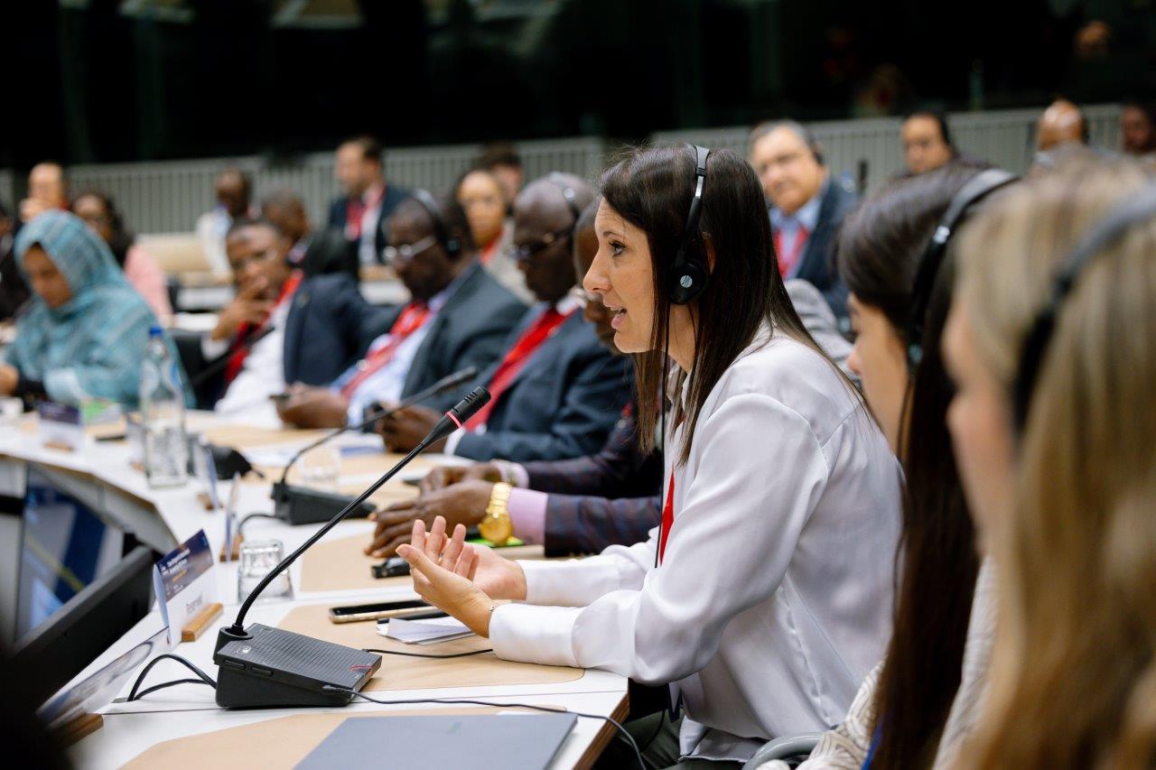 Eine globale Debatte zur dezentralen Entwicklungszusammenarbeit der Regionen