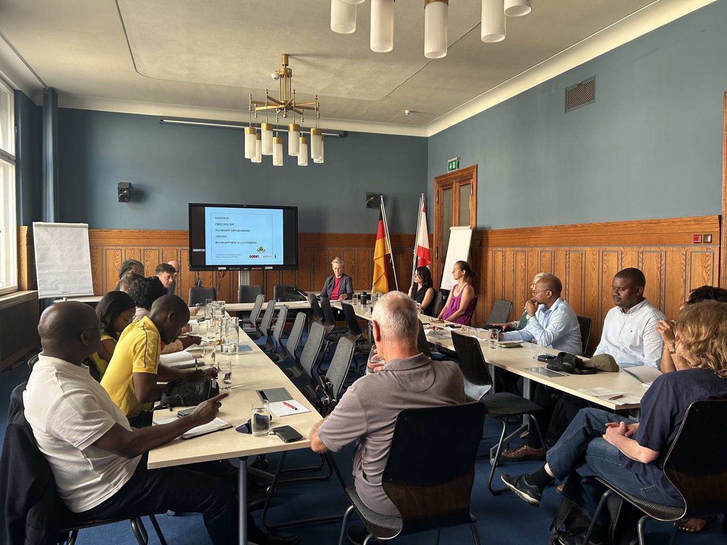 Delegation aus Maputo beim gemeinsamen Workshop in Pankow