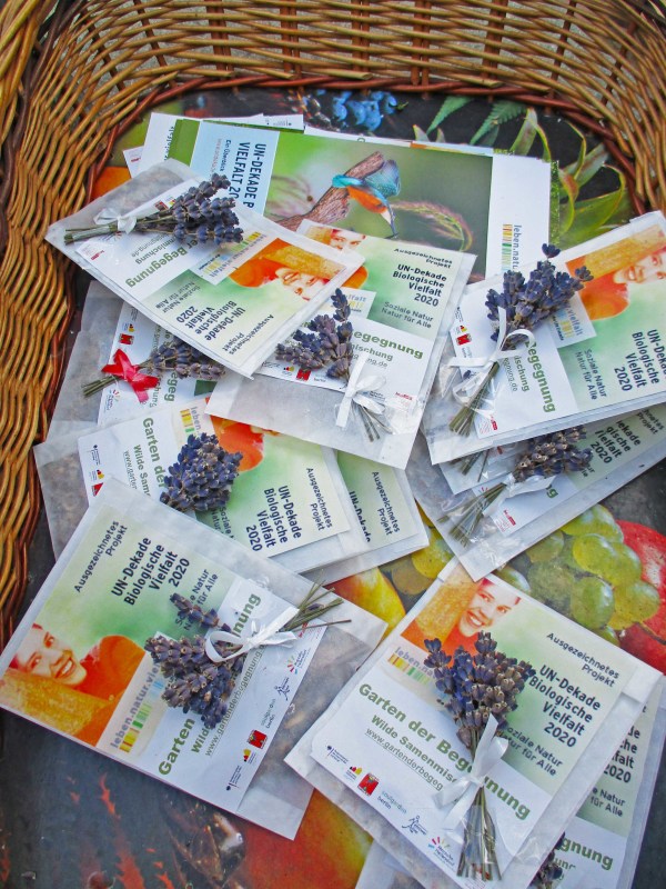 give-aways_garten-der-begegnung_auszeichnung-un-dekade