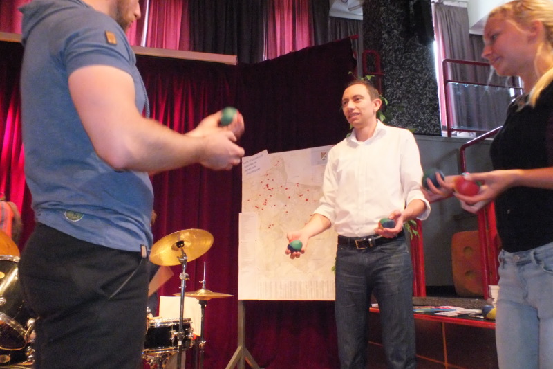 Träger präsentieren sich