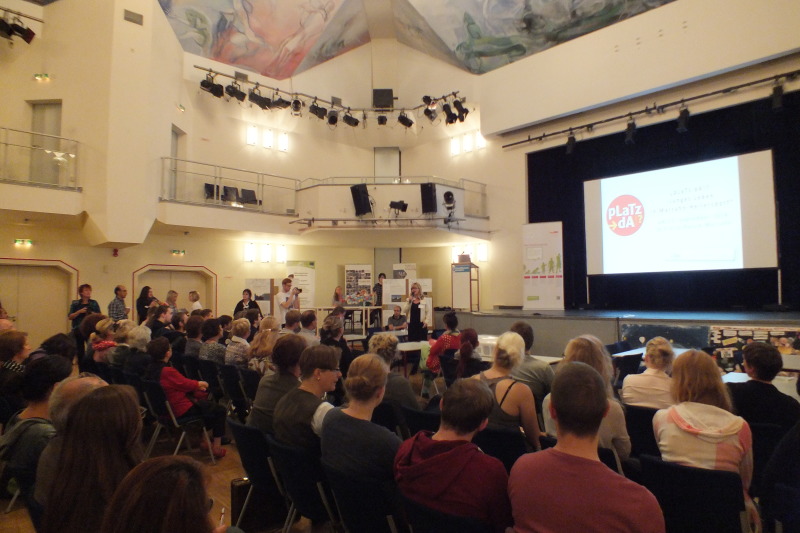 Eröffnung der Fachmesse durch die Bezirksstadträtin Frau Witt