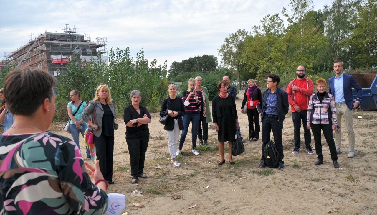 1. Spatenstich Kita Havelländer Ring - Die Besucherinnen und Besucher