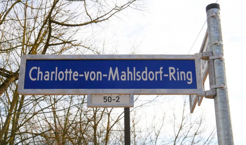 Benennung des Charlotte-von-Mahlsdorf-Ring in Mahlsdorf-Süd