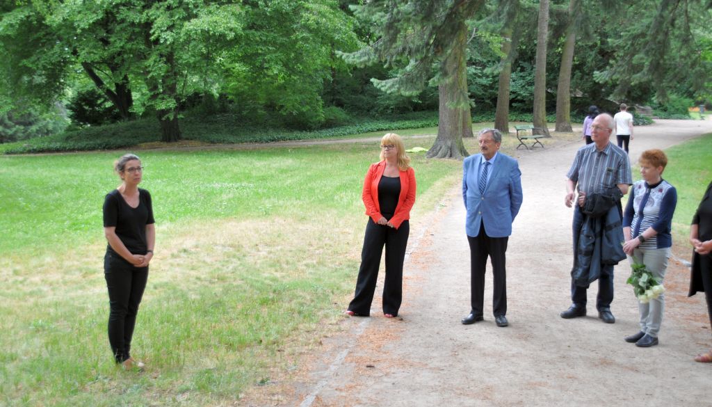Enthüllung des Gedenksteins im Schlosspark Biesdorf - Ansprache Bezirksstadträtin Nadja Zivkovic