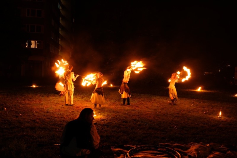 Feuerzauber beim Verstetival Oktober 2020 des Quartiersmanagement Mehrower Allee