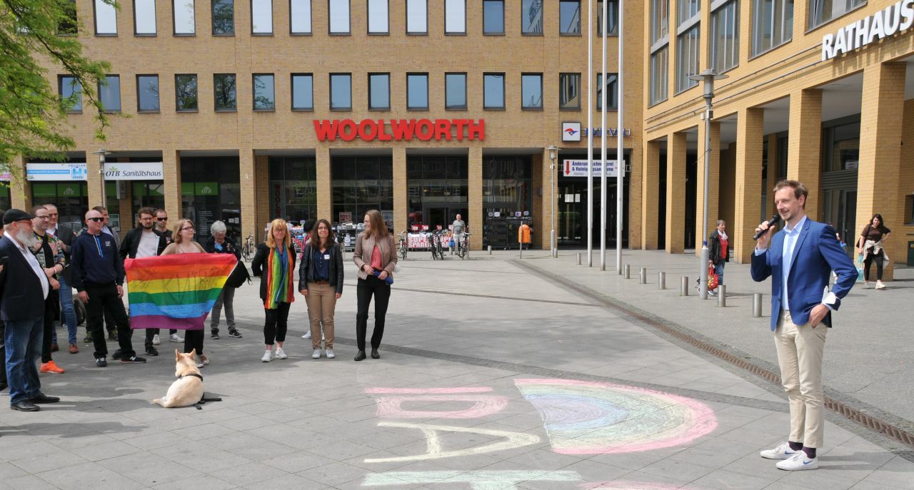 IDAHOBIT 2022 - Ansprache von Bezirksbürgermeister Gordon Lemm