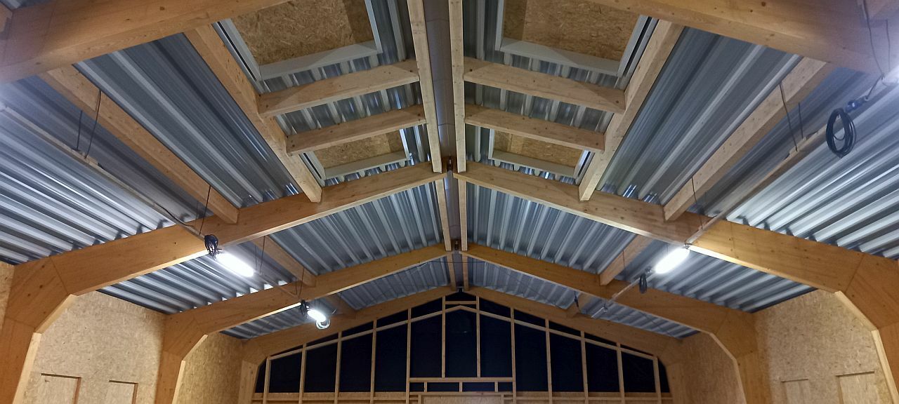 Richtfest Neubau Mensa Cecilienstraße - Saaldecke mit Tragwerk