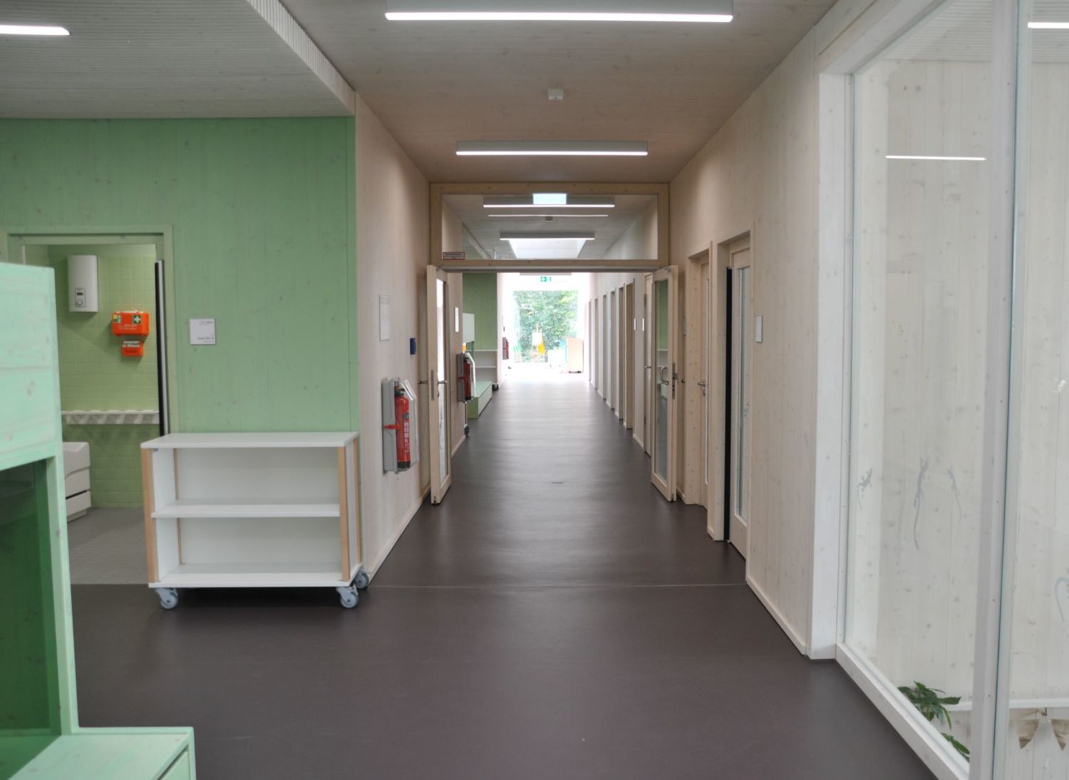 Übergabe MOKIB Kummerower Ring KiGäNo - Flur