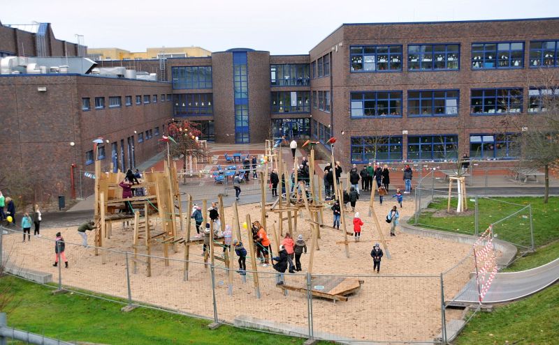 Übergabe des Schulhofes an die Kolibri-Grundschule - Ein Teil des neuen Schulhofs