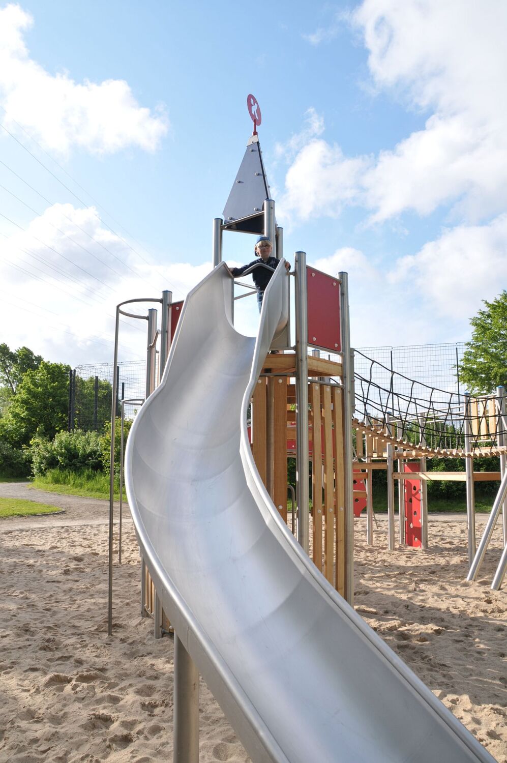 Wiedereröffnung Spielplatz Zerbster Straße - Rutsche