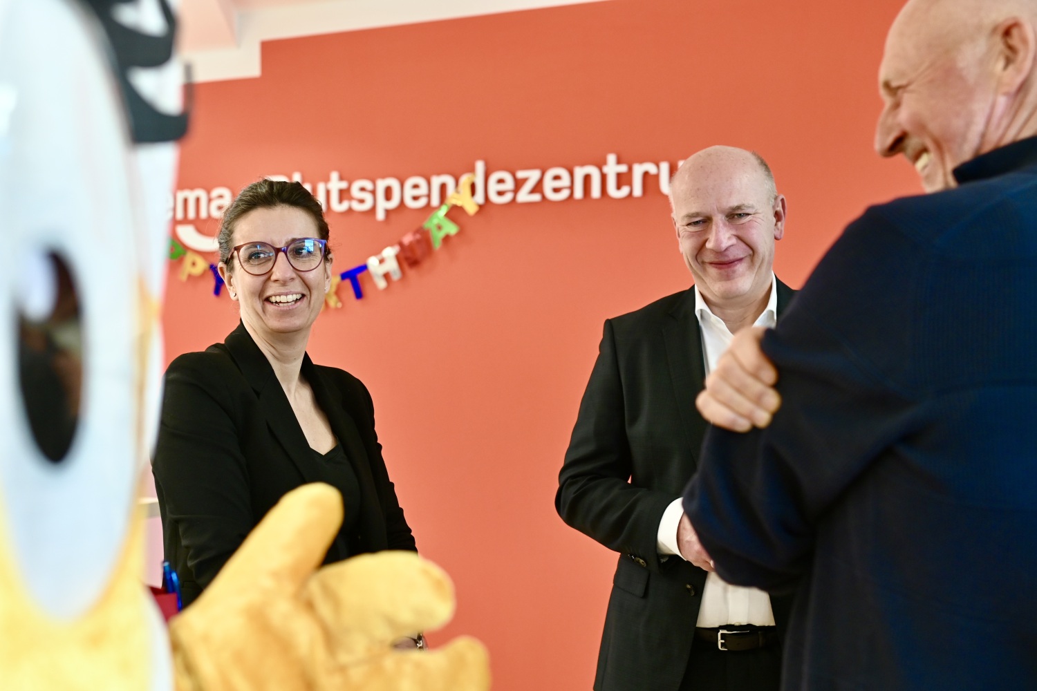Bezirksbürgermeisterin Nadja Zivkovic mit dem Regierenden Bürgermeister von Berlin, Kai Wegner