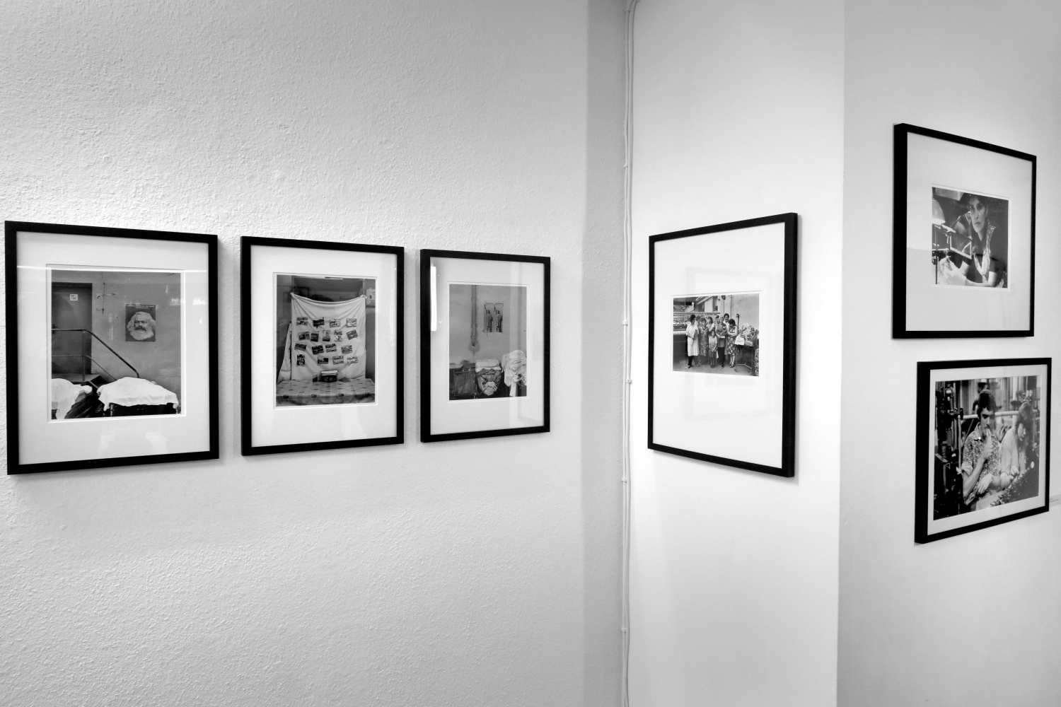 An den Rändern taumelt das Glück, Teil 2, Ausstellungsansicht, 2024, neue Gesellschaft für bildende Kunst (nGbK)