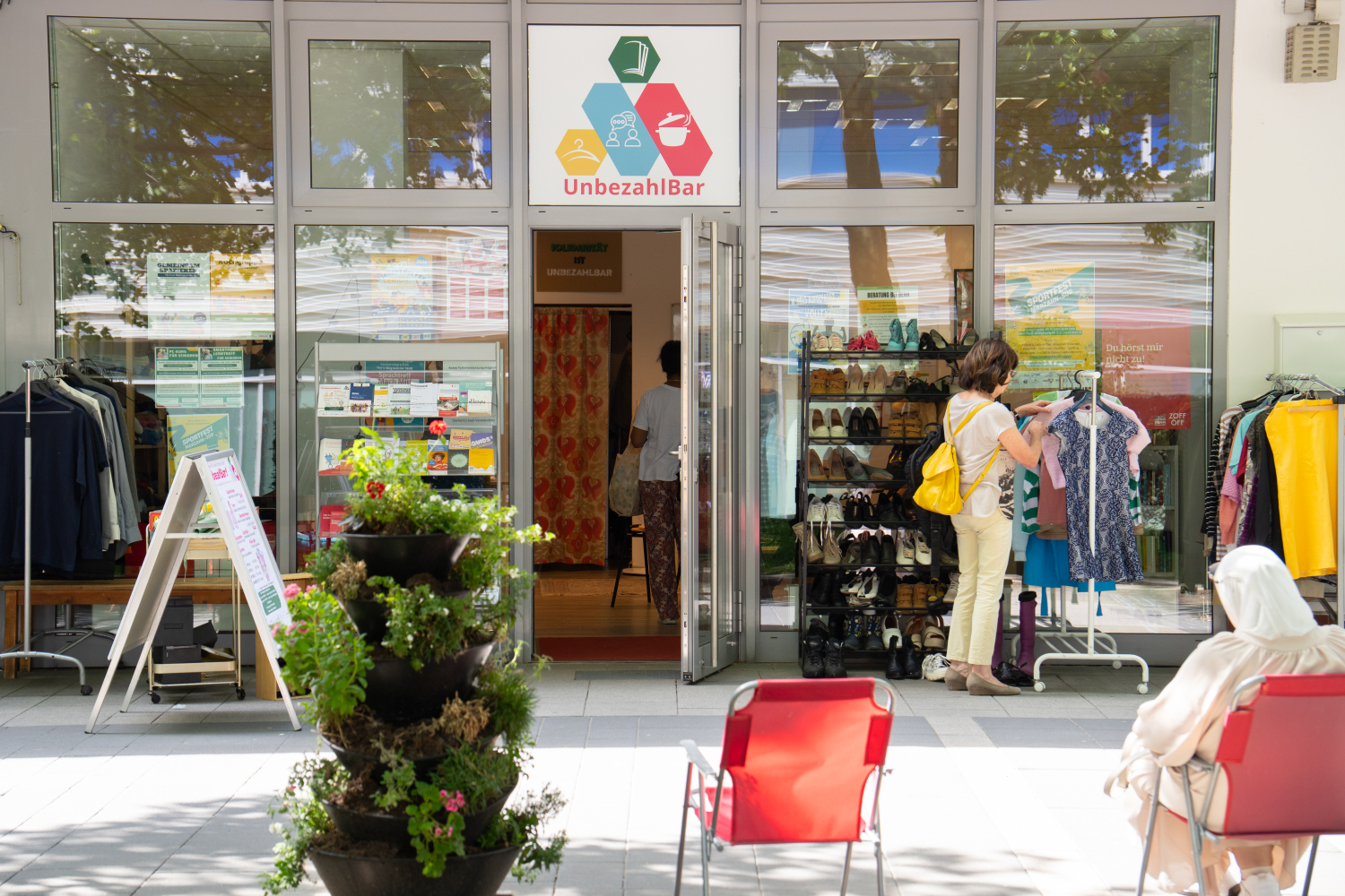 Begegnungsprojekt “UnbezahlBar” (Marzahner Promenade 9, 12679 Berlin)