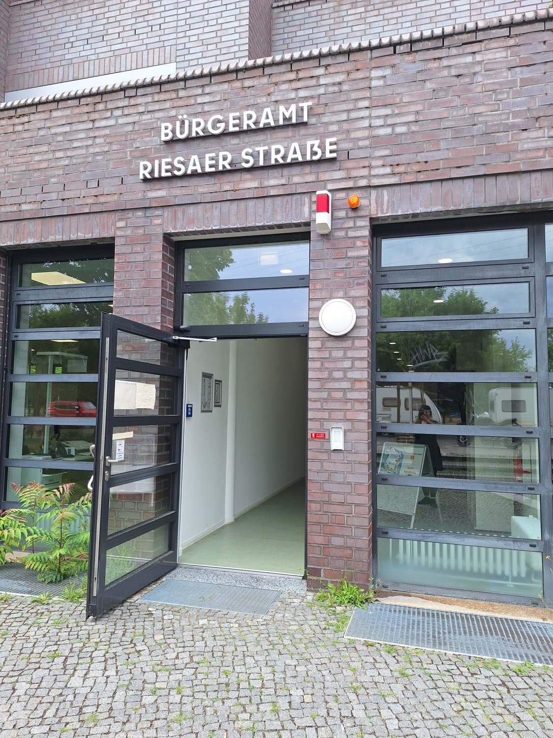 Bürgeramt Riesaer Str.
