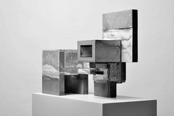 Neue Ausstellung im Schloss Biesdorf: Idee+Raum | Bild: ARCHITEKTON 6, 2017, Beton, Stahl