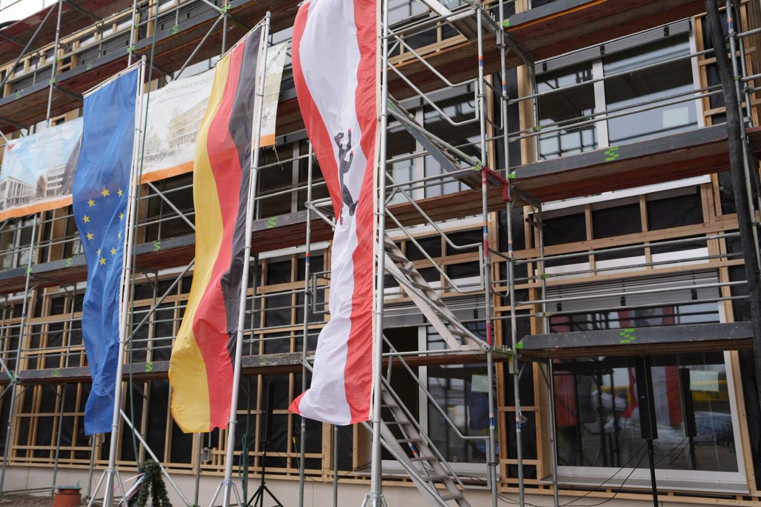 Richtfest für die Grundschule Haltoner Str.