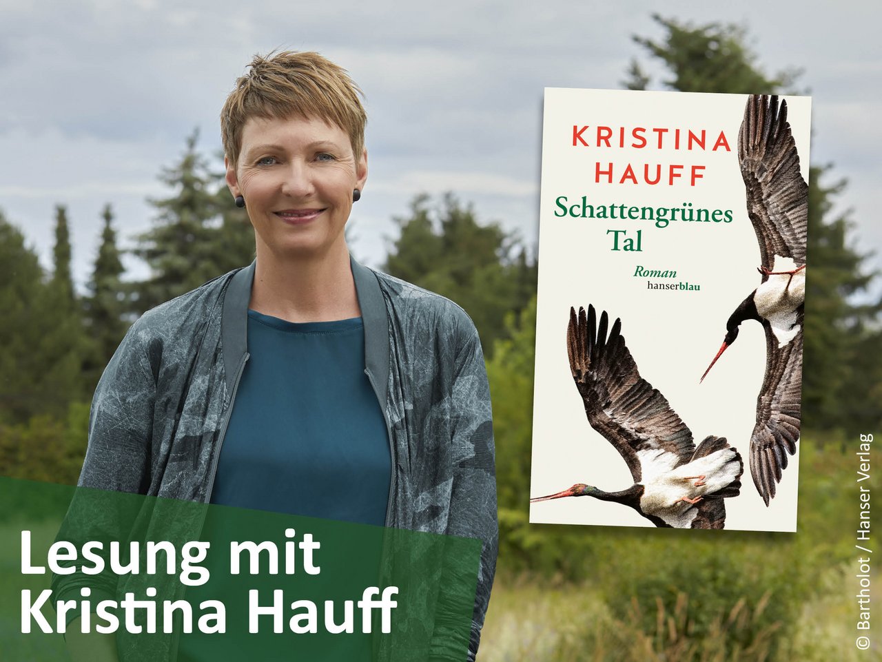 Autorin Kristina Hauff mit dem Buchcover "Schattengrünes Tal"