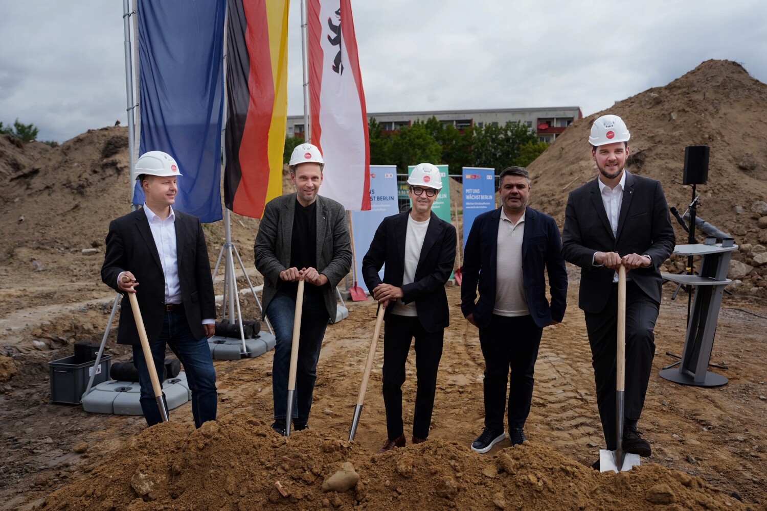 Spatenstich für Sekundarschule in Hellersdorf