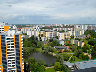 Blick vom Hochhausdach über Marzahn