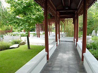 Laubengang im Chinesischen Garten im Erholungspark Marzahn
