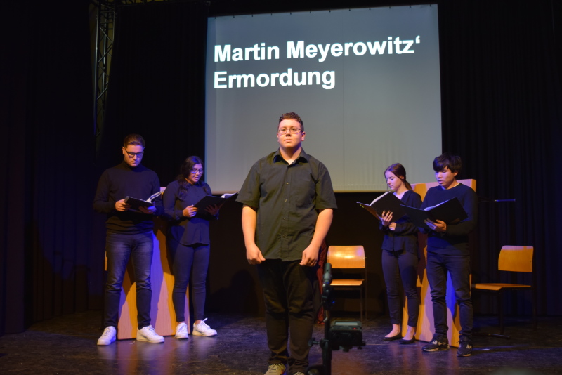 Stück "Ob ich noch einmal wiederkomme" der Theodor-Heuss-Gemeinschaftsschule