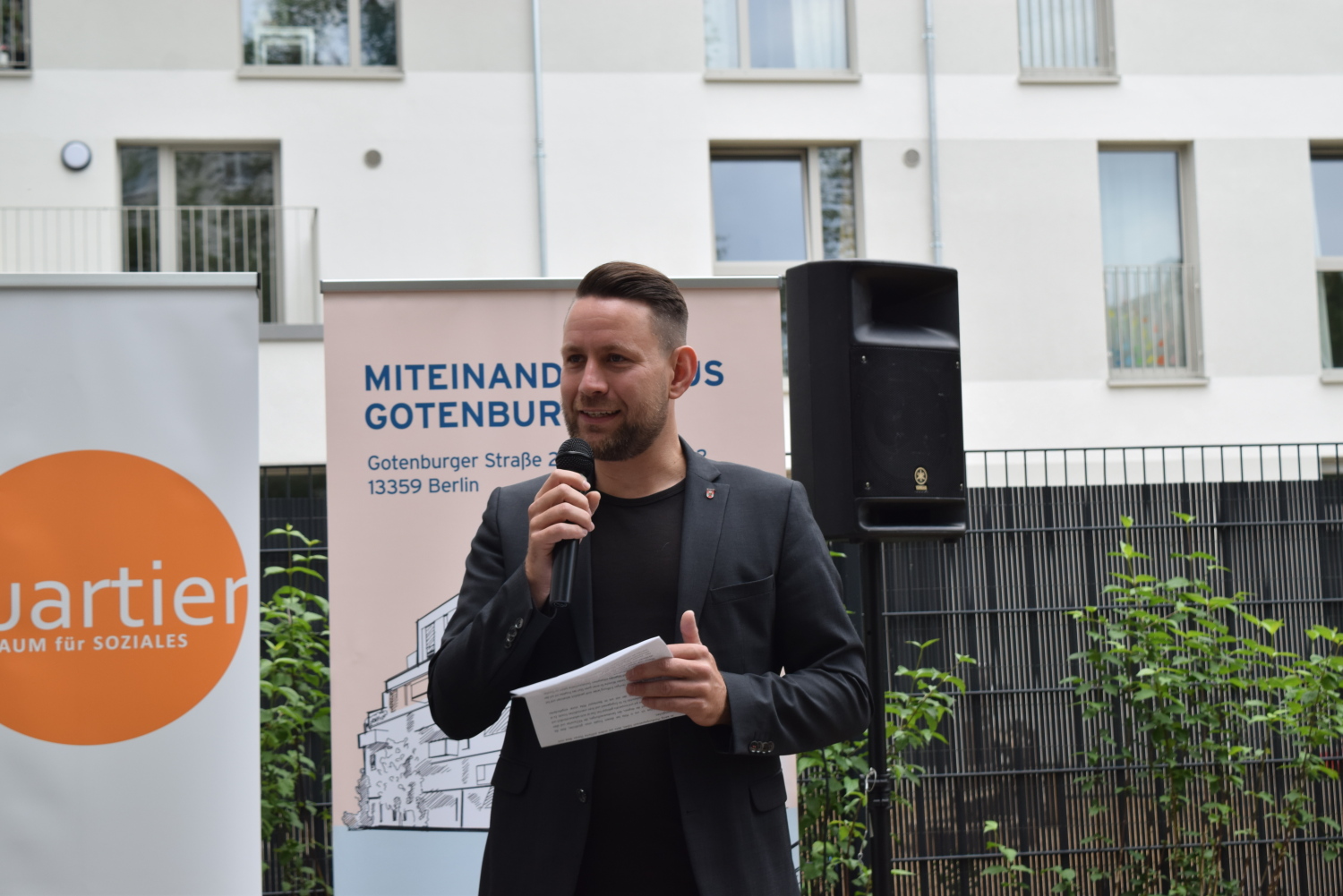Bezirksstadtrat Christoph Keller: "Interdisziplinäre Mehrfachnutzung ist die Zukunft in verengten Wohngebieten."