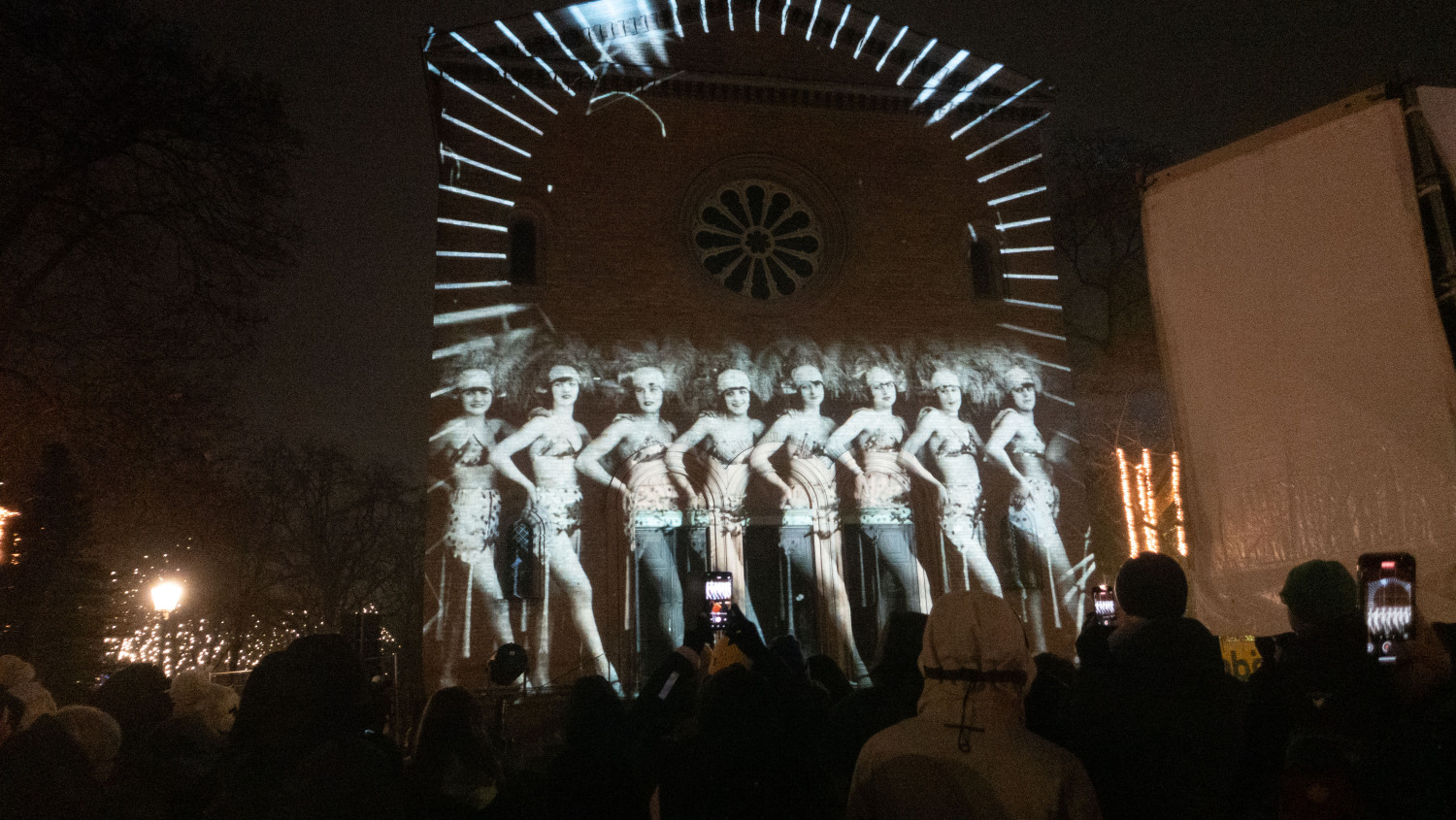Lichtkunstinstallation Garden of Lights