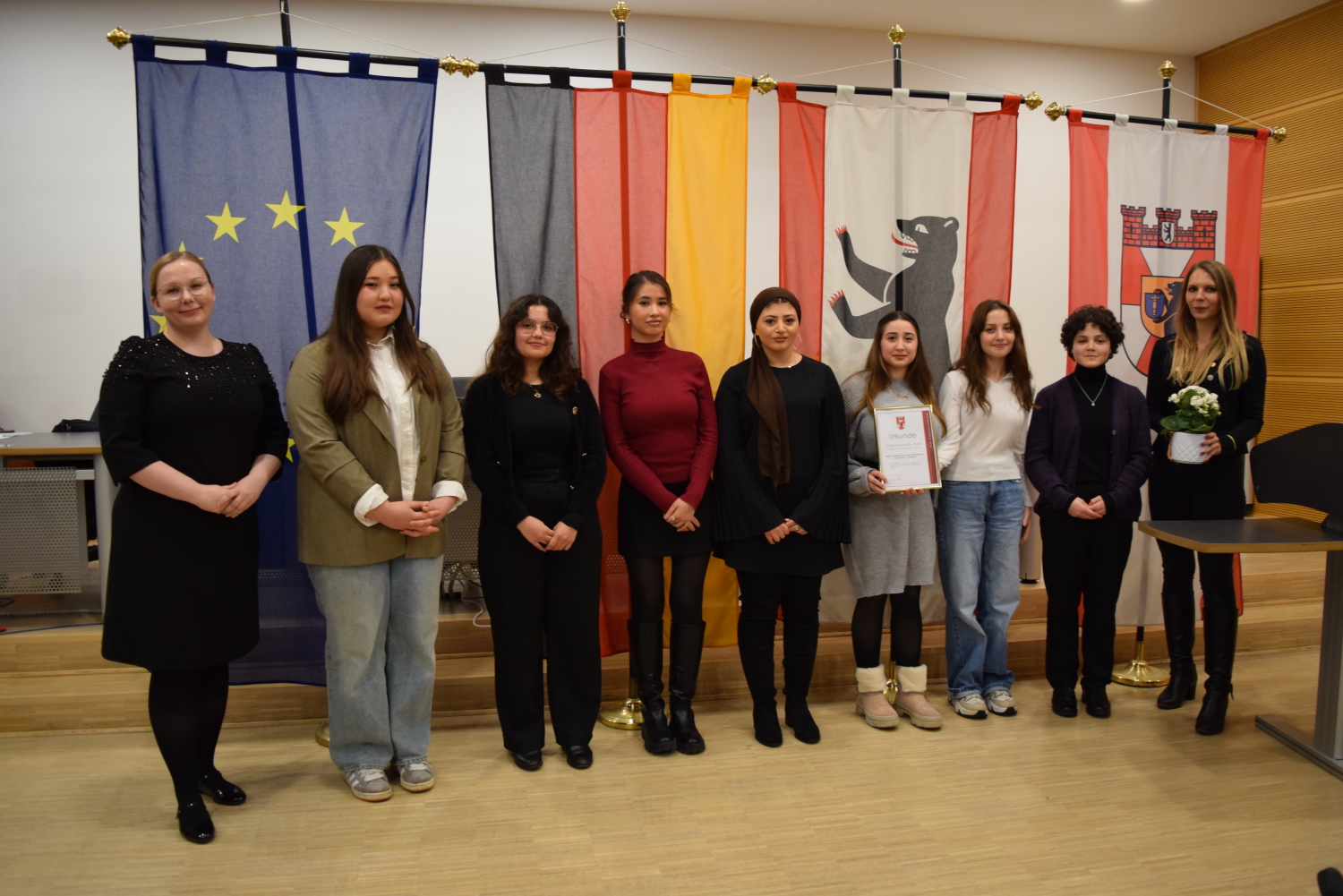 Die Levetzowgirls wurden von der BVV Mitte mit dem 1. Platz des Integrationspreises 2024 ausgezeichnet.