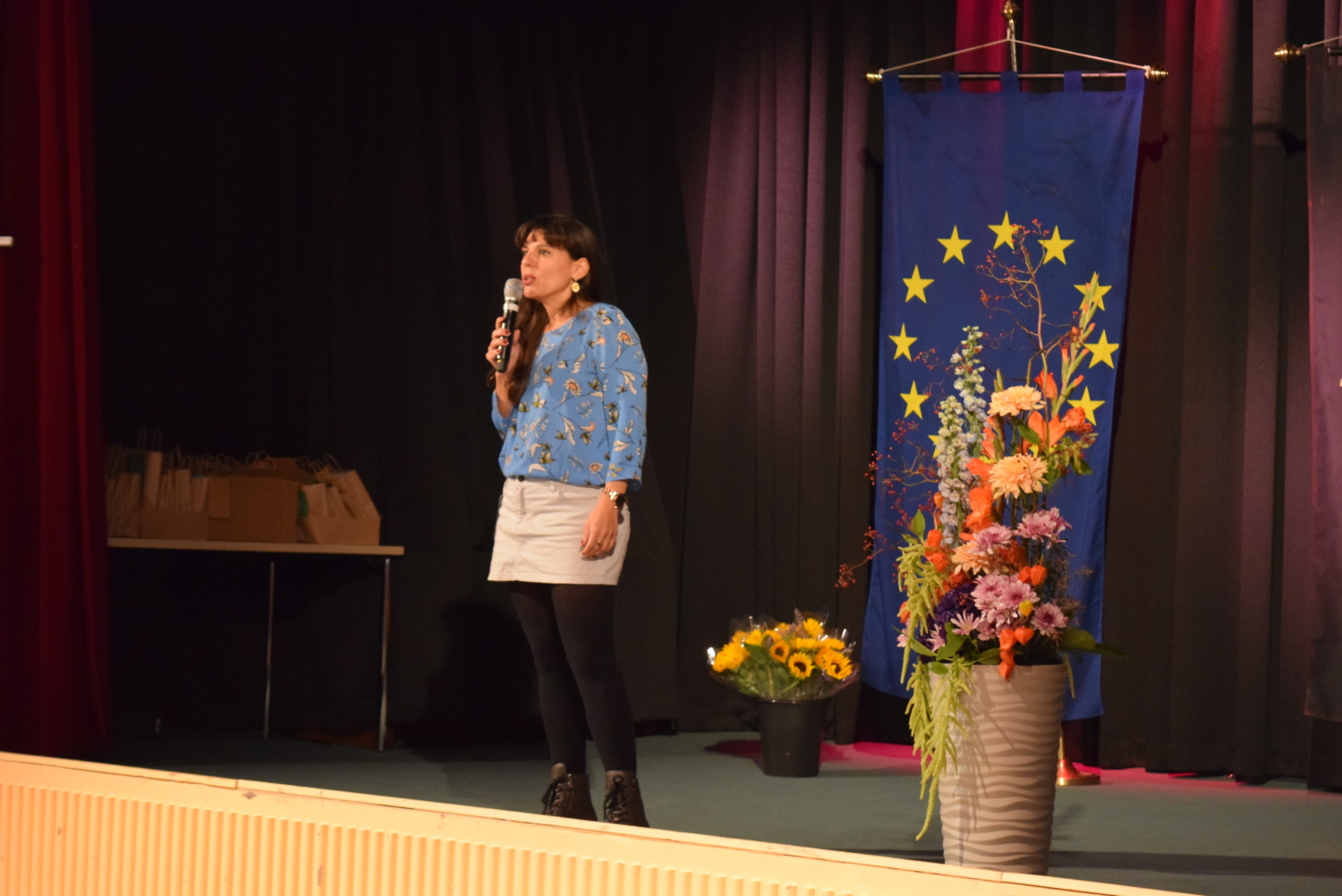 Die Moderatorin Jasmin Azar führte durch den Abend.