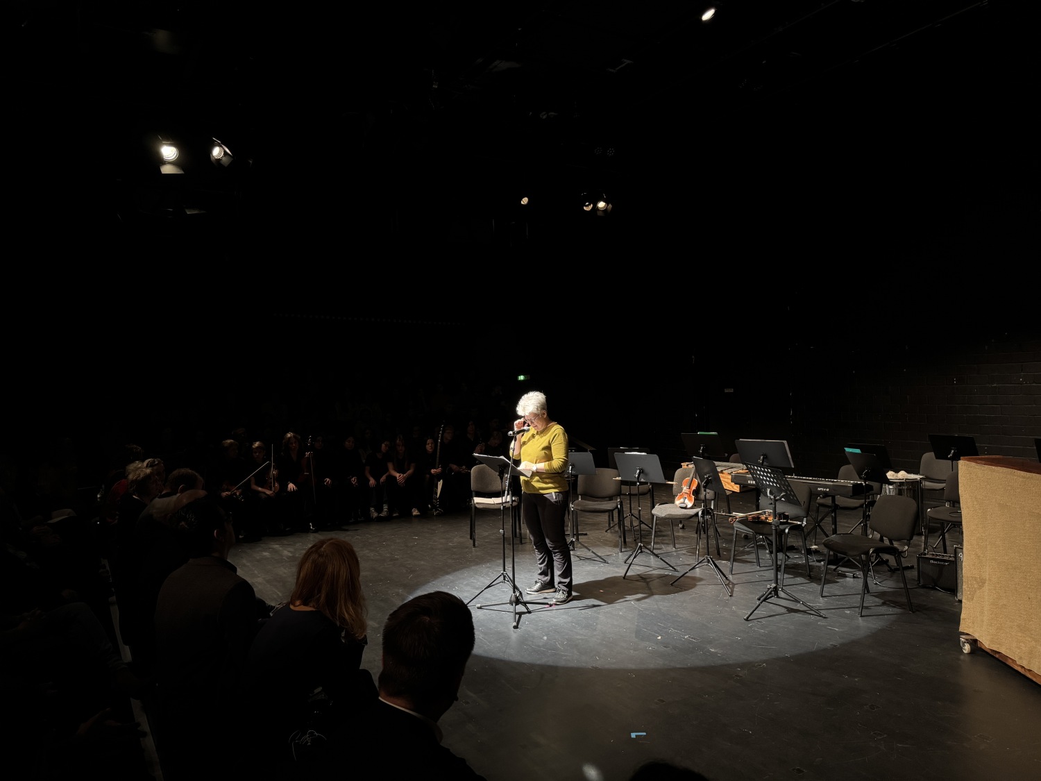 Bezirksbürgermeisterin Stefanie Remlinger hält Ansprache