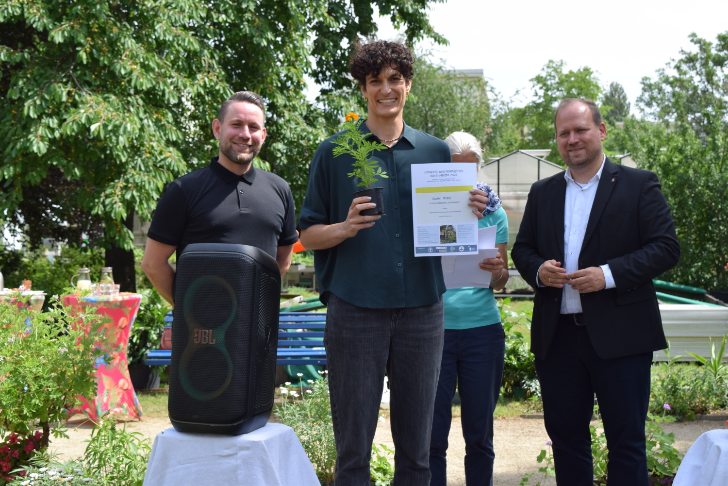 Den Sonderpreis über 450 Euro erhielt der Verein Essbare Straße für seinen Gemeinschaftsgarten im Brunnenviertel.