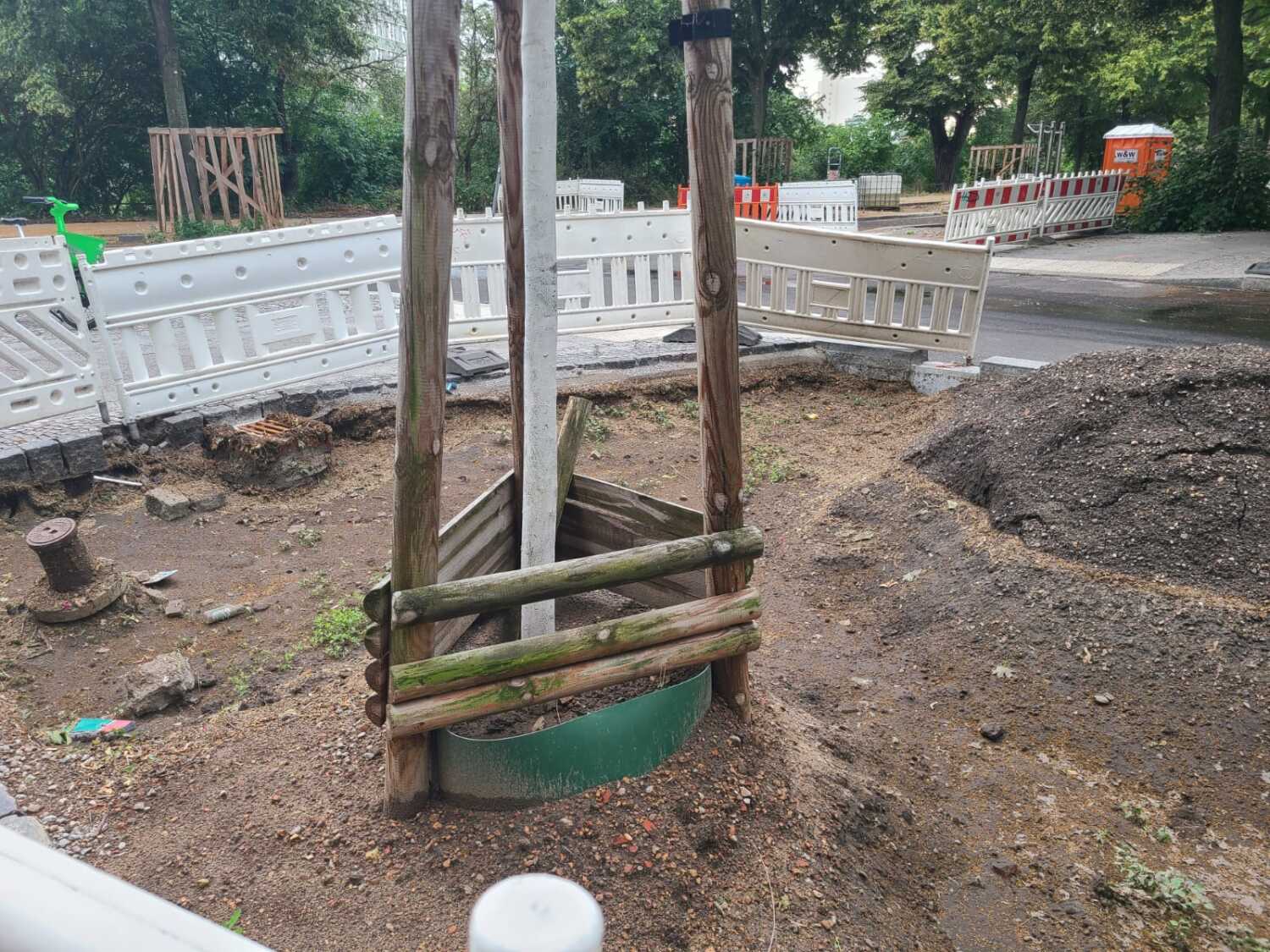Schwammstadt, ein grüner Gully entsteht